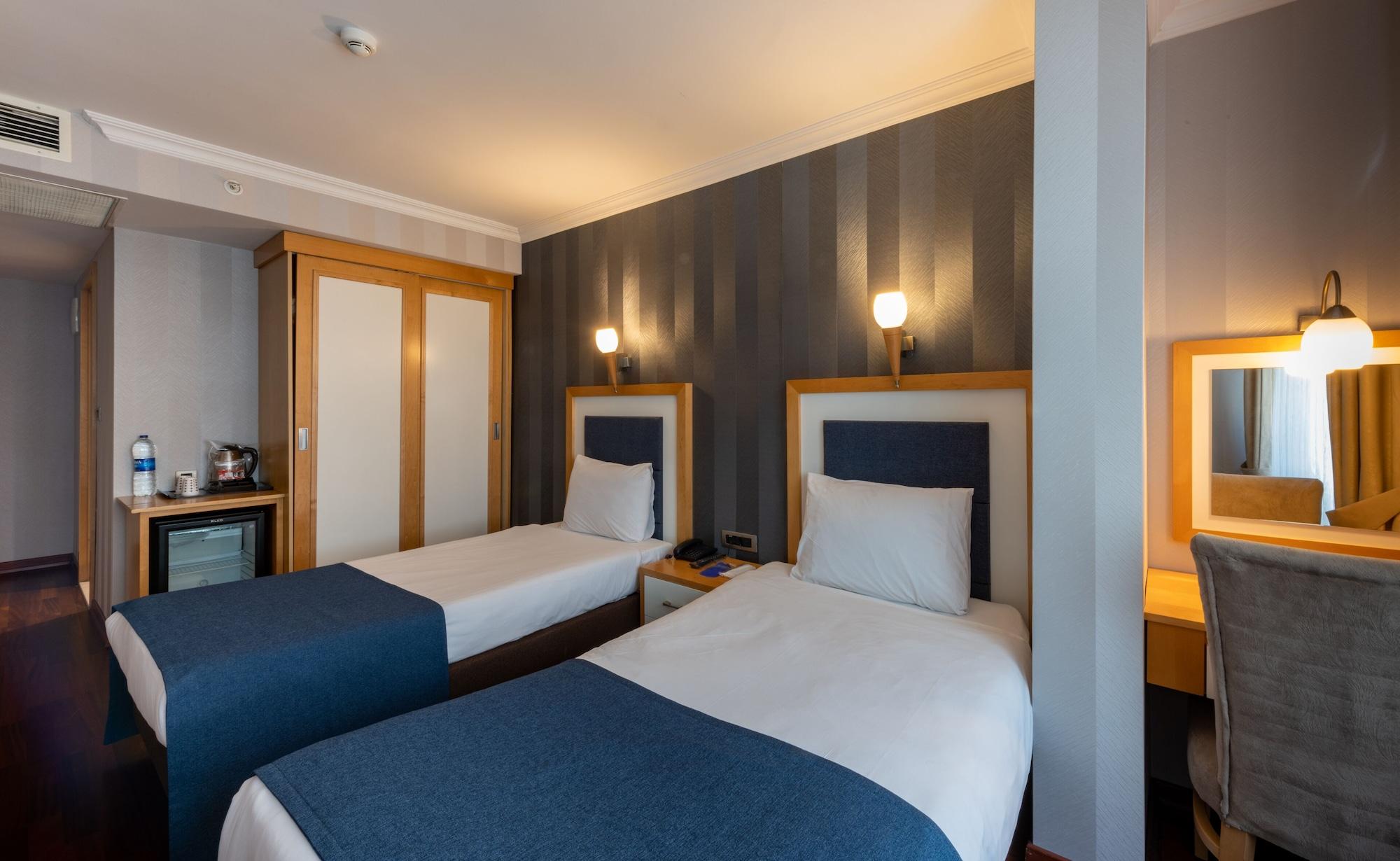 Hotel Nova Plaza Taksim Square Estambul Exterior foto