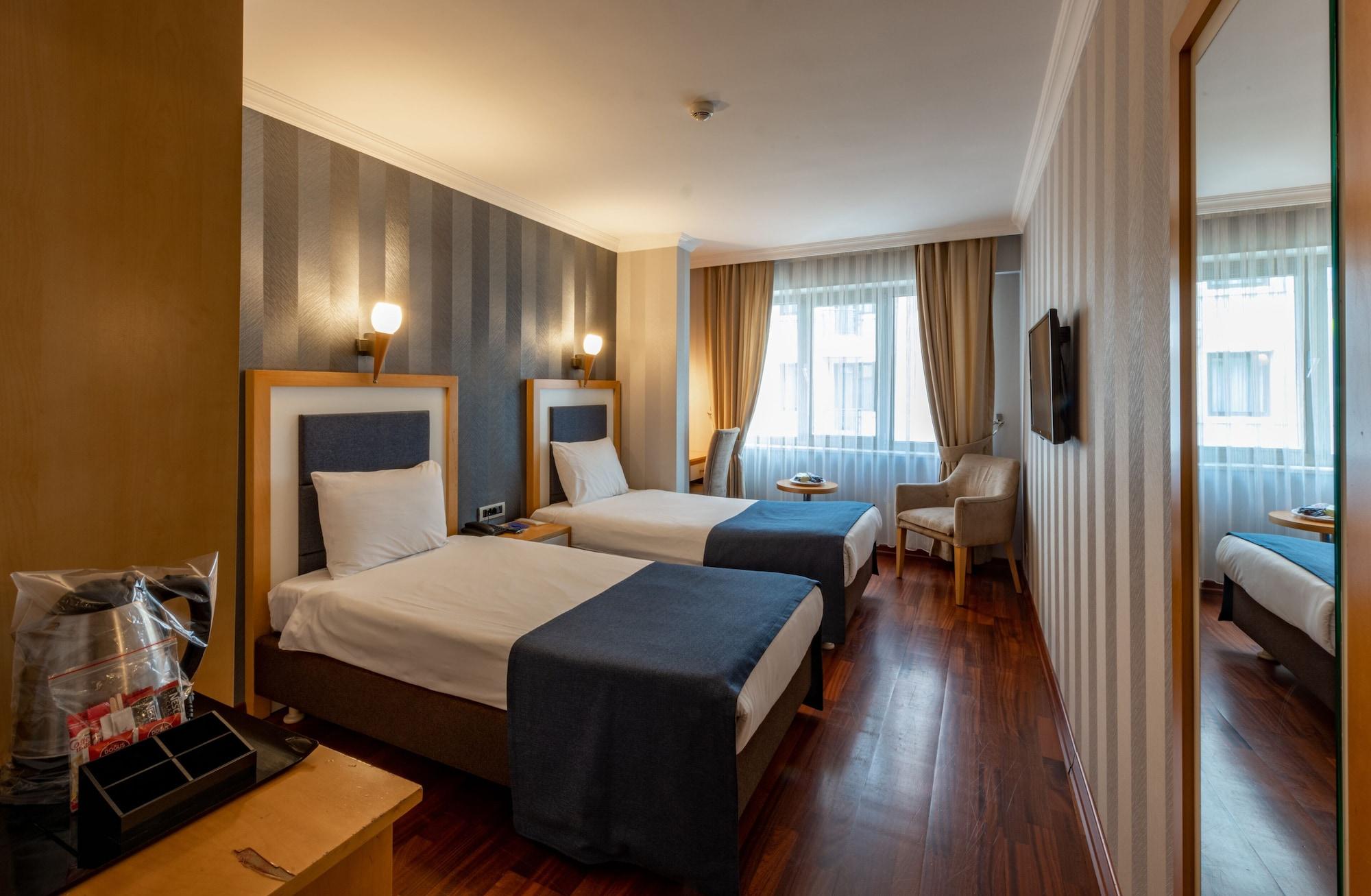 Hotel Nova Plaza Taksim Square Estambul Exterior foto