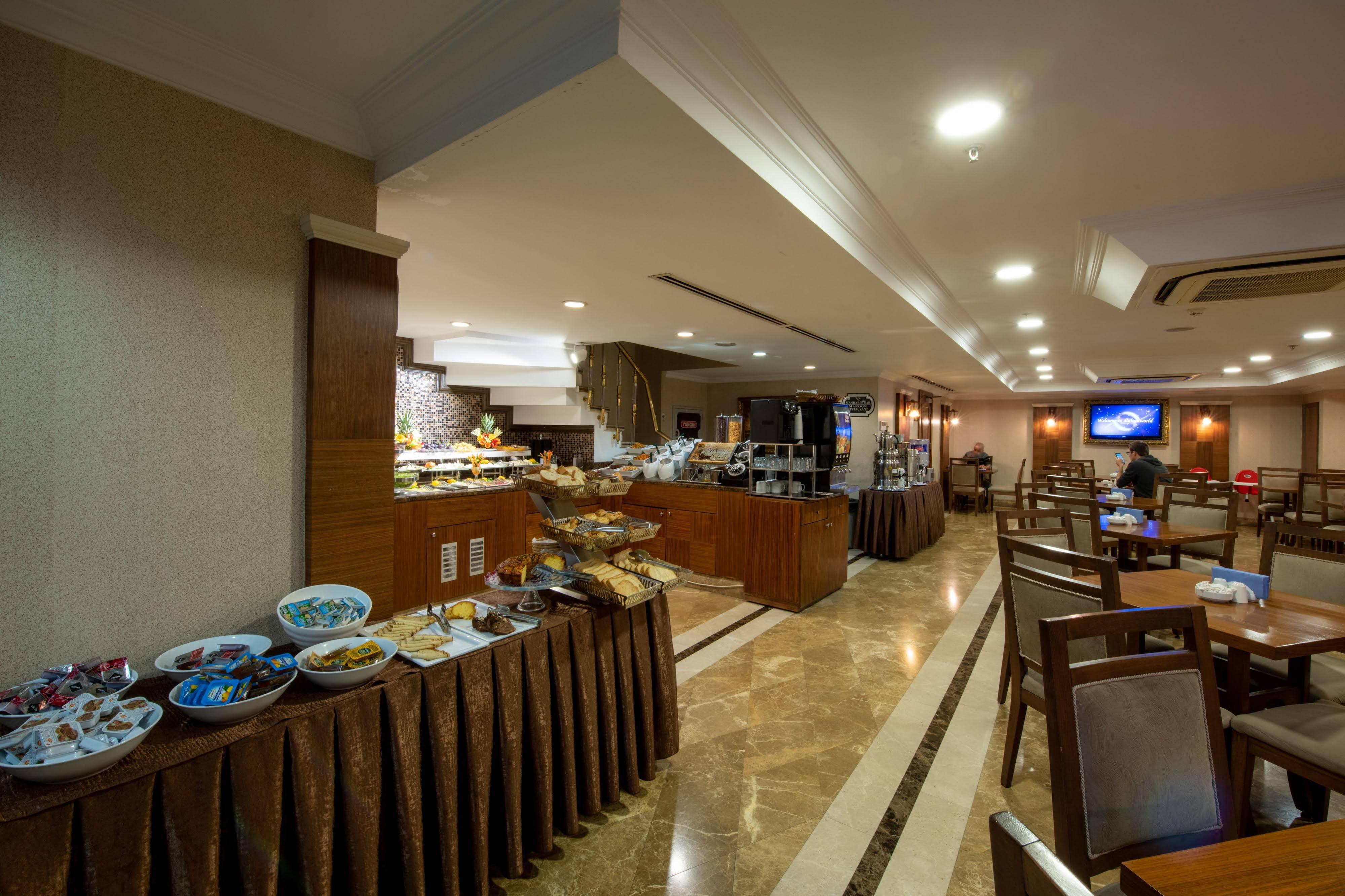 Hotel Nova Plaza Taksim Square Estambul Exterior foto